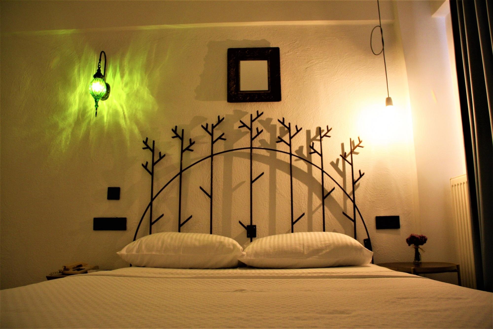 Hotel Amphora Foça Esterno foto