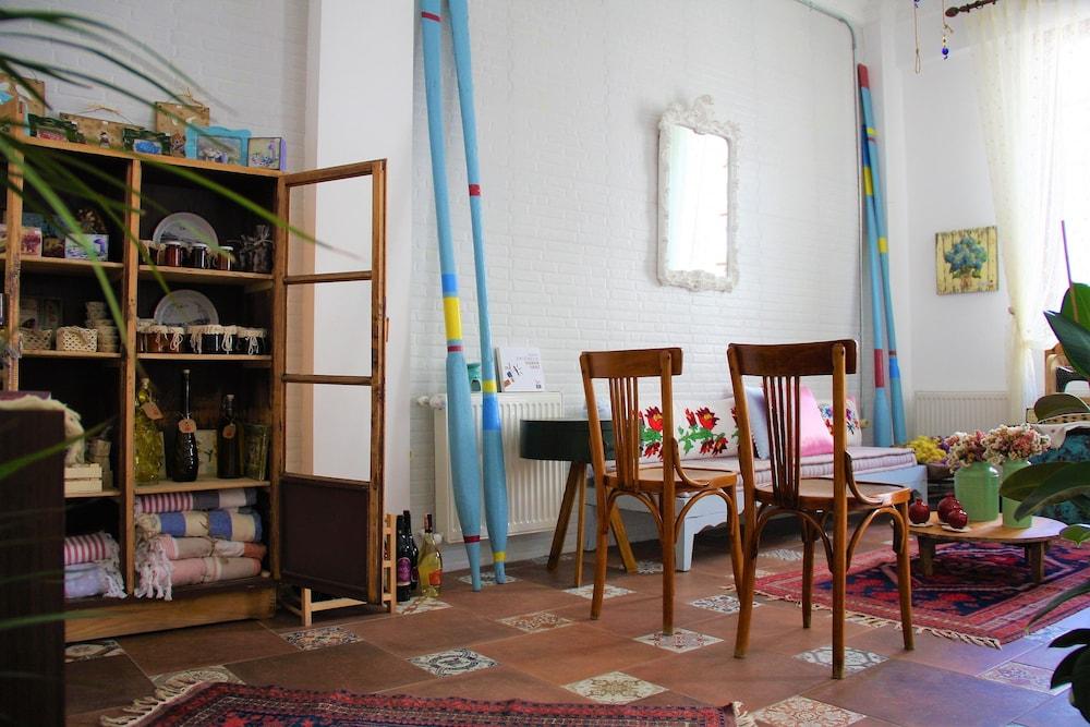 Hotel Amphora Foça Esterno foto